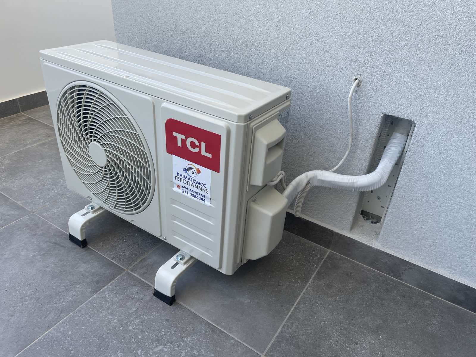 Εξωτερική μονάδα TCL σε βάσεις δαπέδου